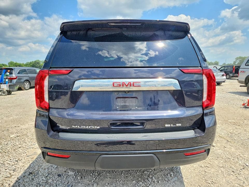 2024 GMC YUKON SLE 6