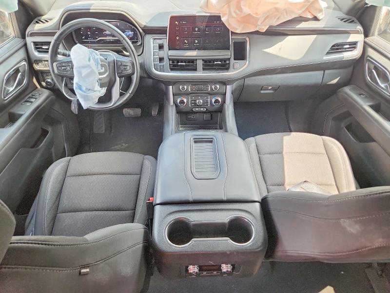 2024 GMC YUKON SLE 8