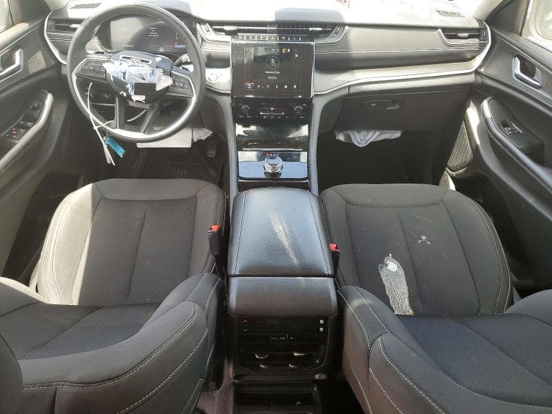 2023 JEEP GRAND CHEROKEE L LAREDO/L ALTITUDE 8