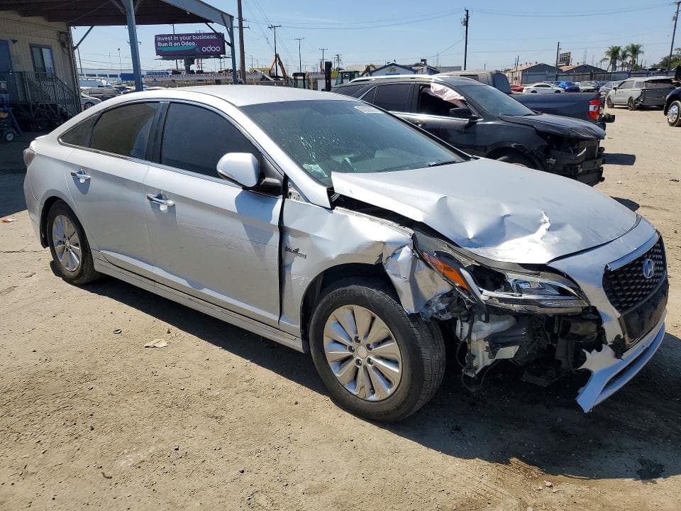 2017 HYUNDAI SONATA HYBRID SE 4