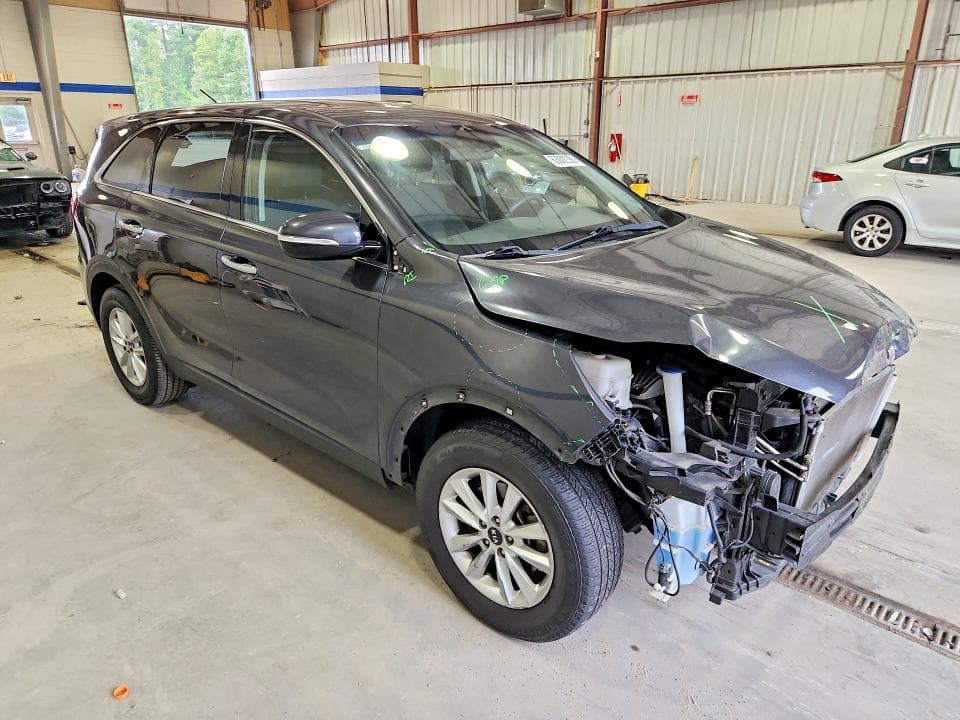 2019 KIA SORENTO LX V6 4