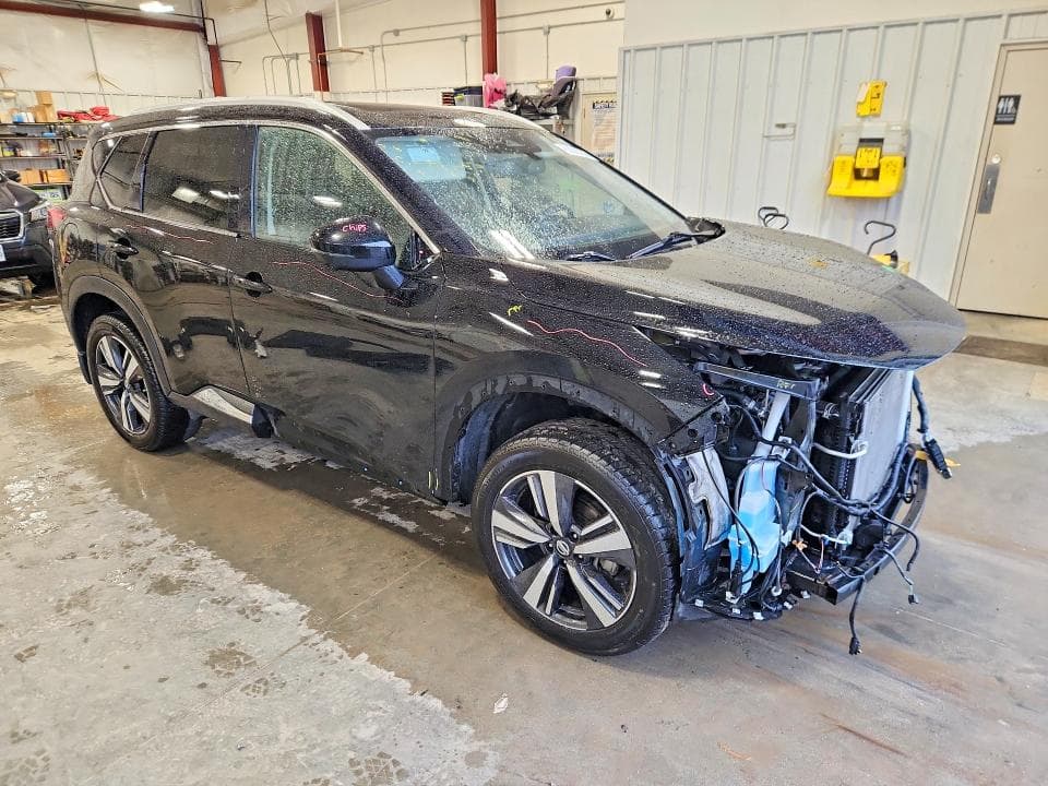 2021 NISSAN ROGUE PLATINUM 4