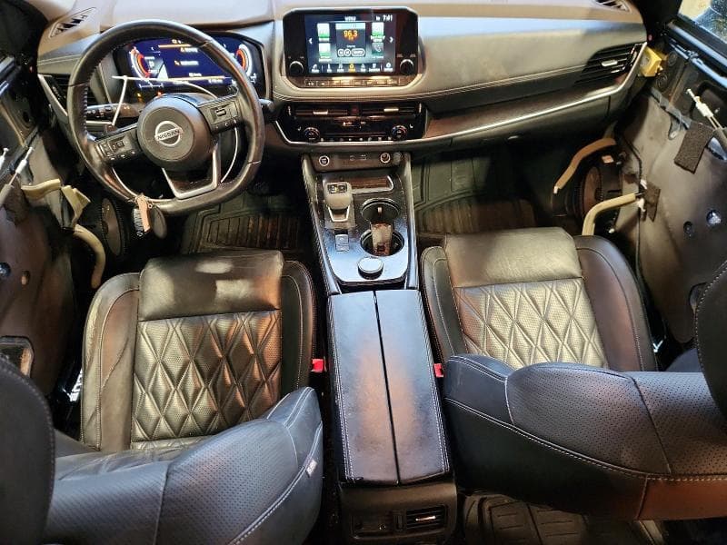 2021 NISSAN ROGUE PLATINUM 8