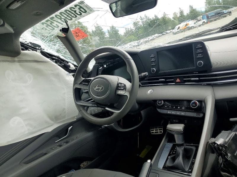 2025 HYUNDAI ELANTRA SEL SPORT 9