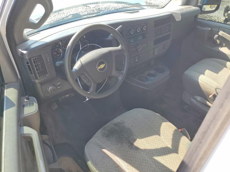 2017 CHEVROLET EXPRESS G2500 8