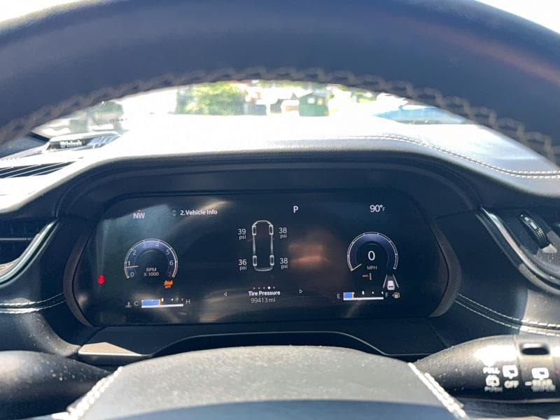 2022 JEEP GRAND CHEROKEE OVERLAND 8