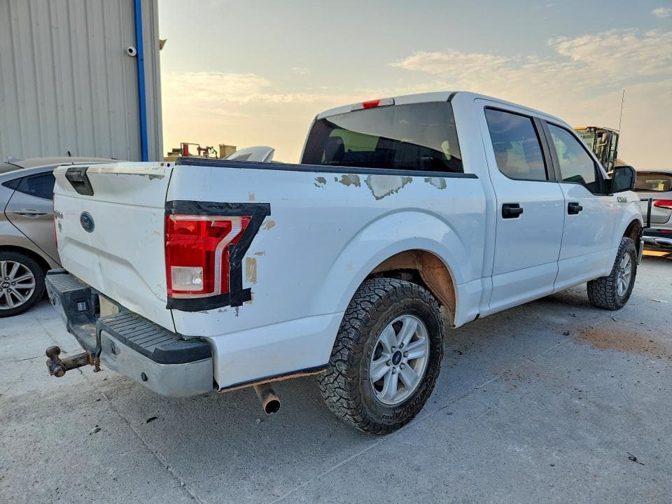 2017 FORD F150 SUPERCREW 3