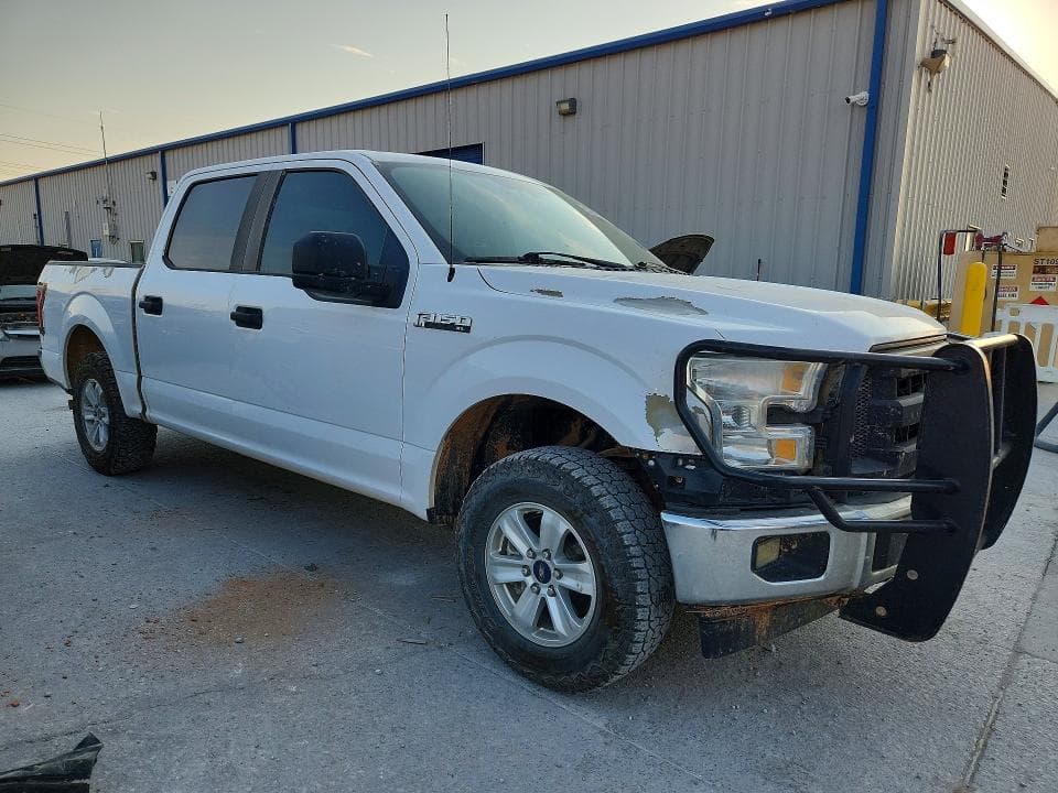 2017 FORD F150 SUPERCREW 4