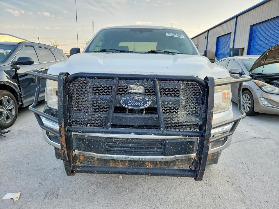 2017 FORD F150 SUPERCREW 5