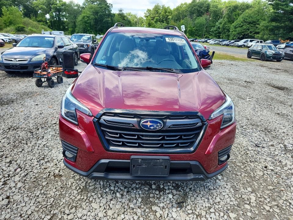 2023 SUBARU FORESTER LIMITED 5
