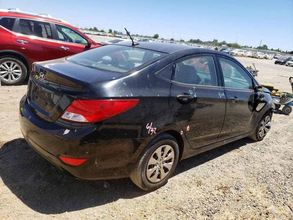 2017 HYUNDAI ACCENT SE 3