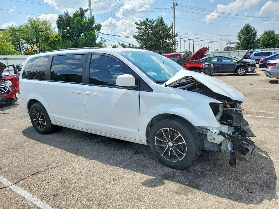 2018 DODGE GRAND CARAVAN GT 4