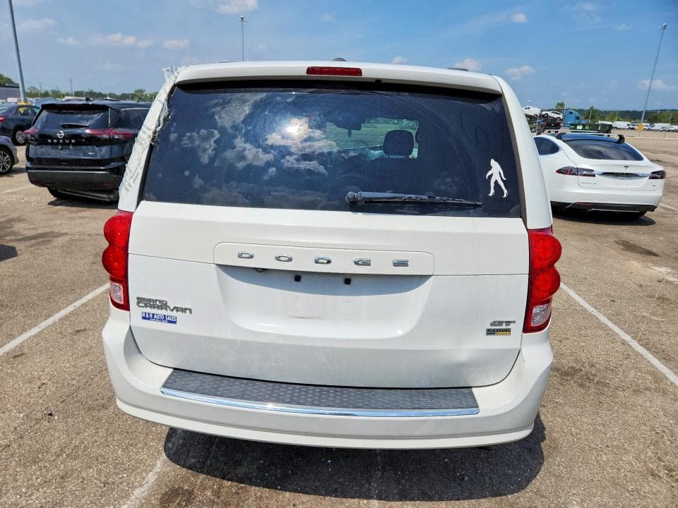 2018 DODGE GRAND CARAVAN GT 6
