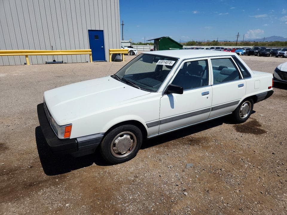 1986 TOYOTA CAMRY DELUXE - 1