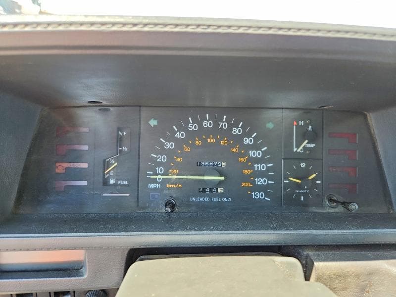 1986 TOYOTA CAMRY DELUXE 9
