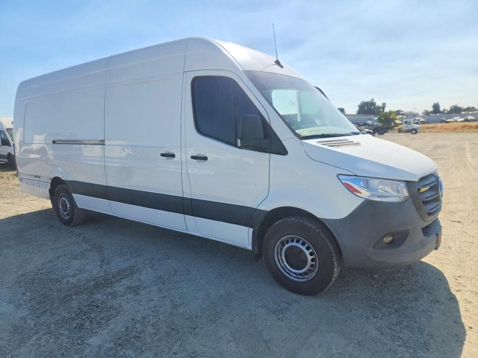 2021 MERCEDES-BENZ SPRINTER 2500 DELIVERY VAN 4