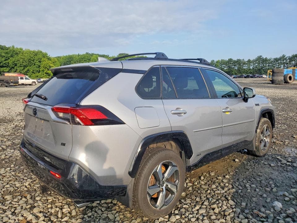 2021 TOYOTA RAV4 PRIME SE 3
