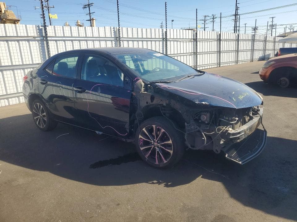 2018 TOYOTA COROLLA SE 4