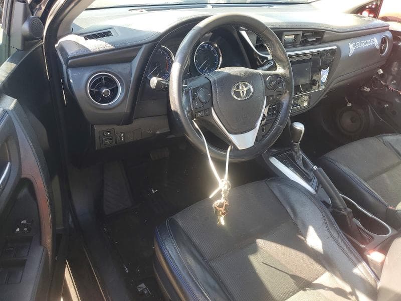 2018 TOYOTA COROLLA SE 8