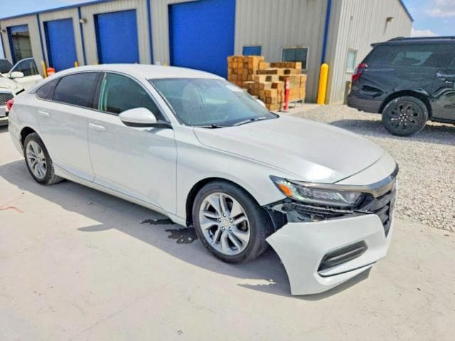 2018 HONDA ACCORD LX 4