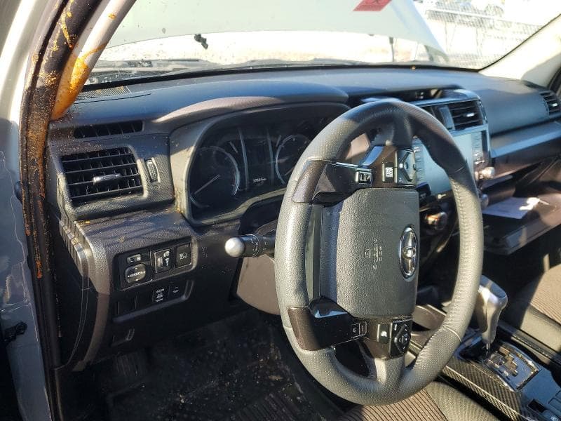2023 TOYOTA 4RUNNER TRD OFF-ROAD 9