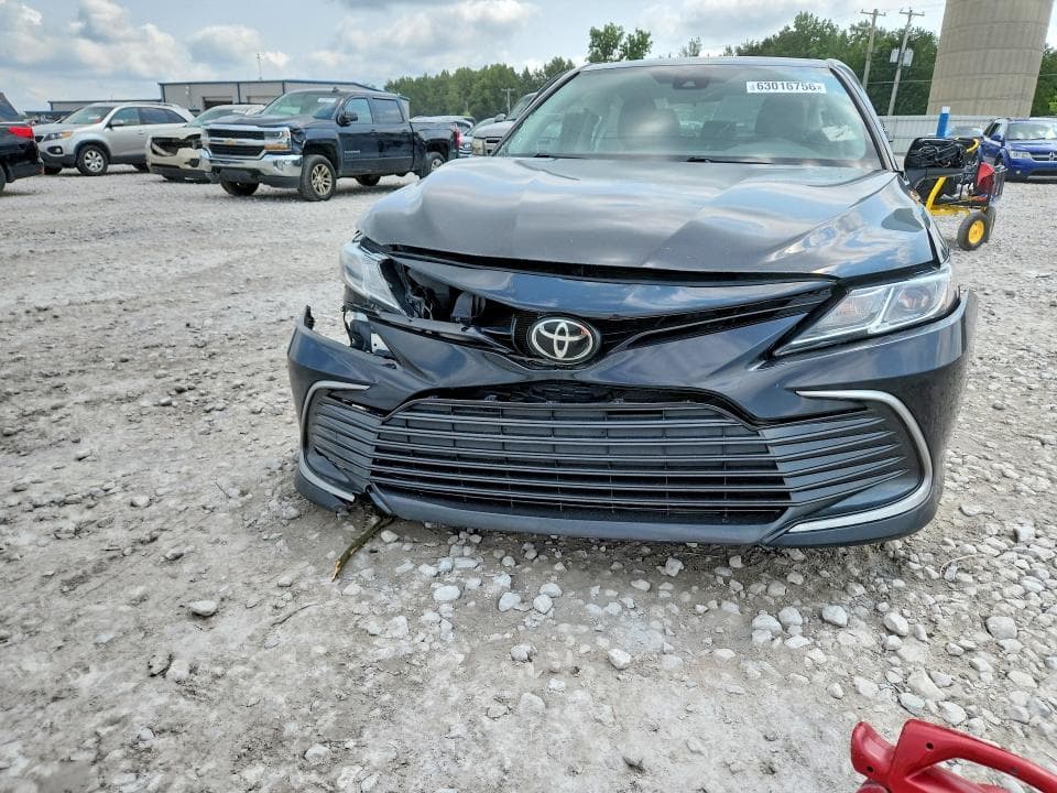 2023 TOYOTA CAMRY LE 5