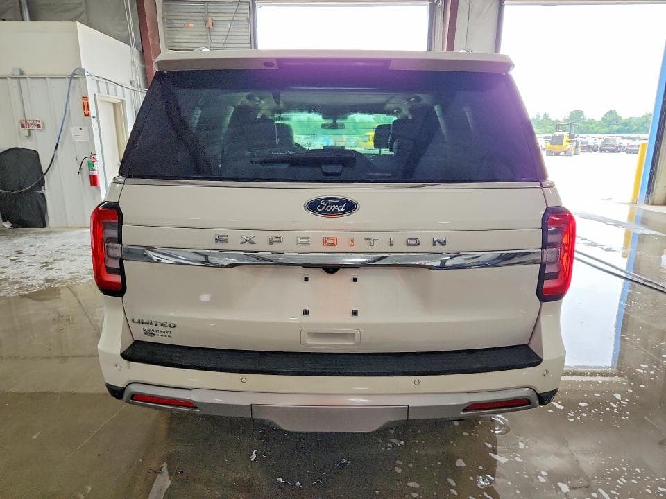 2023 FORD EXPEDITION LIMITED 6