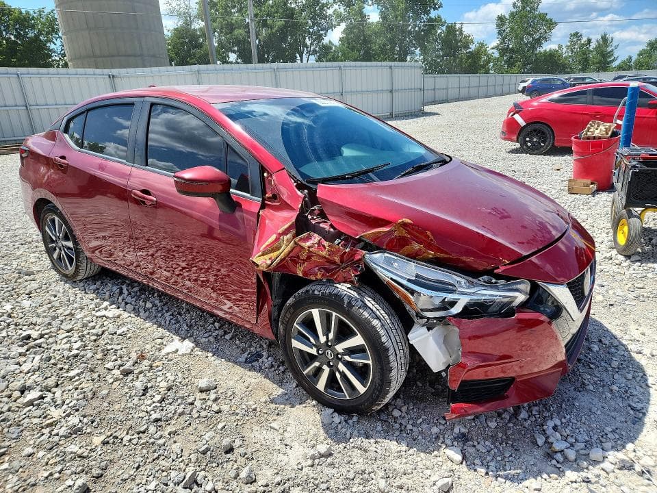 2021 NISSAN VERSA SV 4