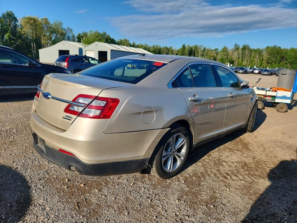 2017 FORD TAURUS SEL 3