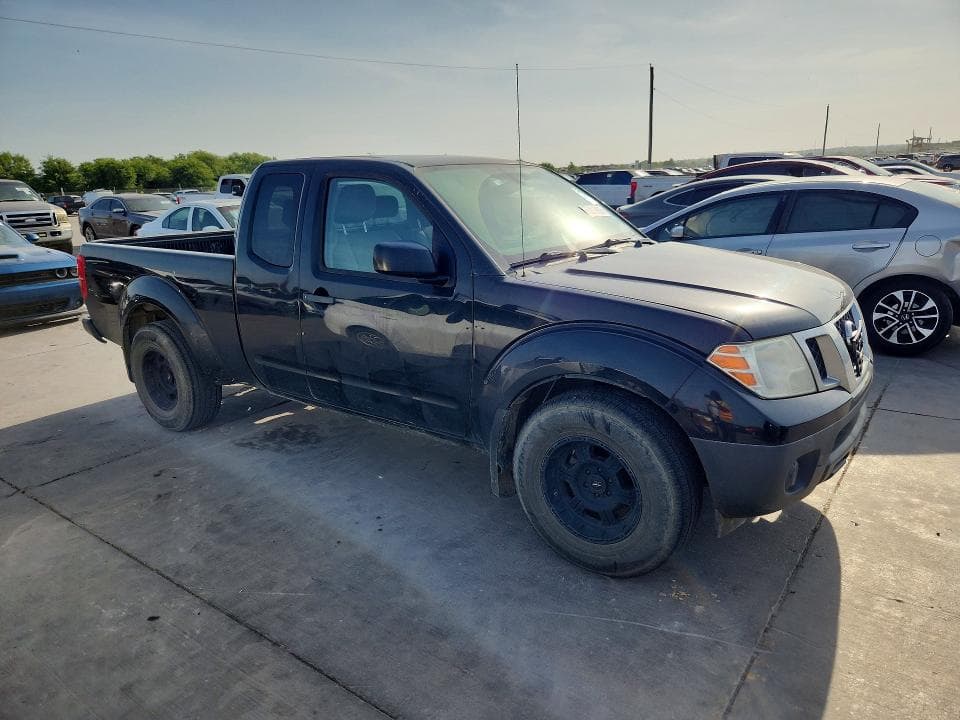 2019 NISSAN FRONTIER S 4