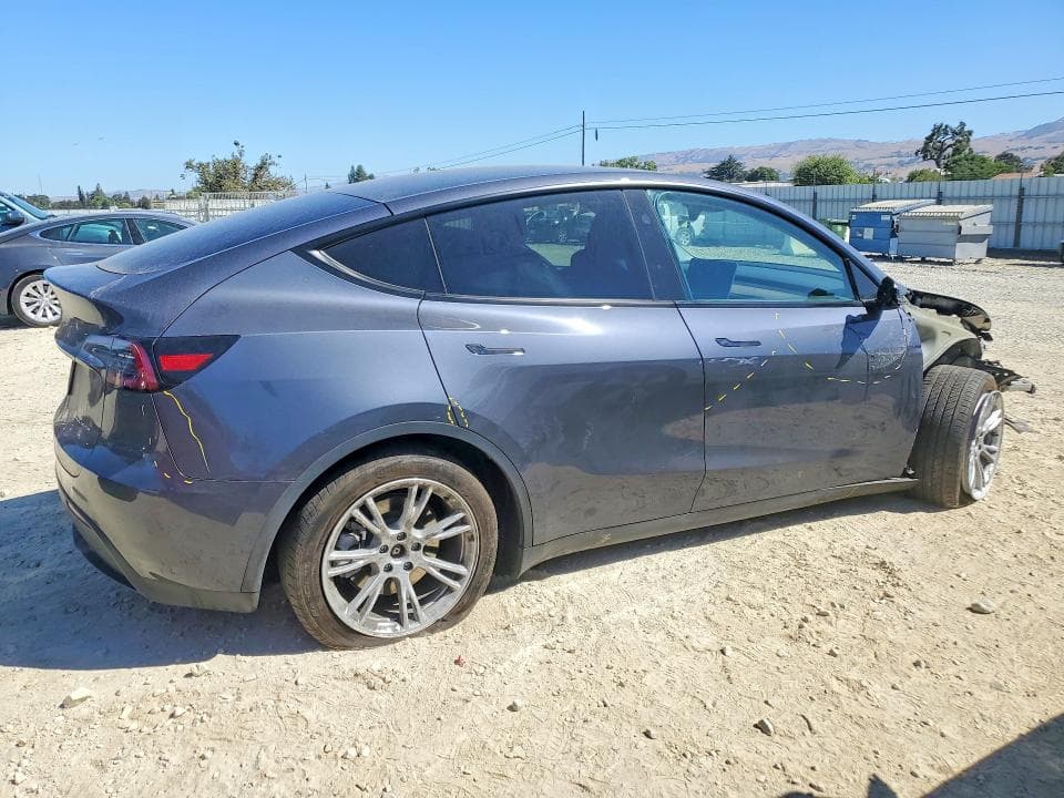 2023 TESLA MODEL Y 3