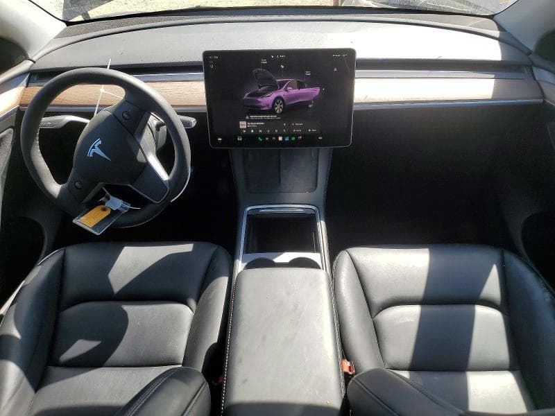 2023 TESLA MODEL Y 8