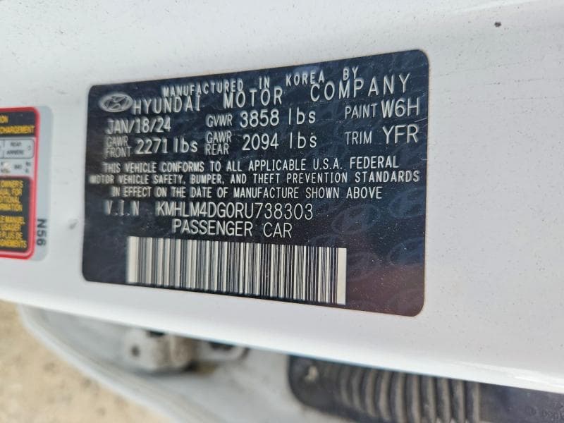 2024 HYUNDAI ELANTRA SEL 13