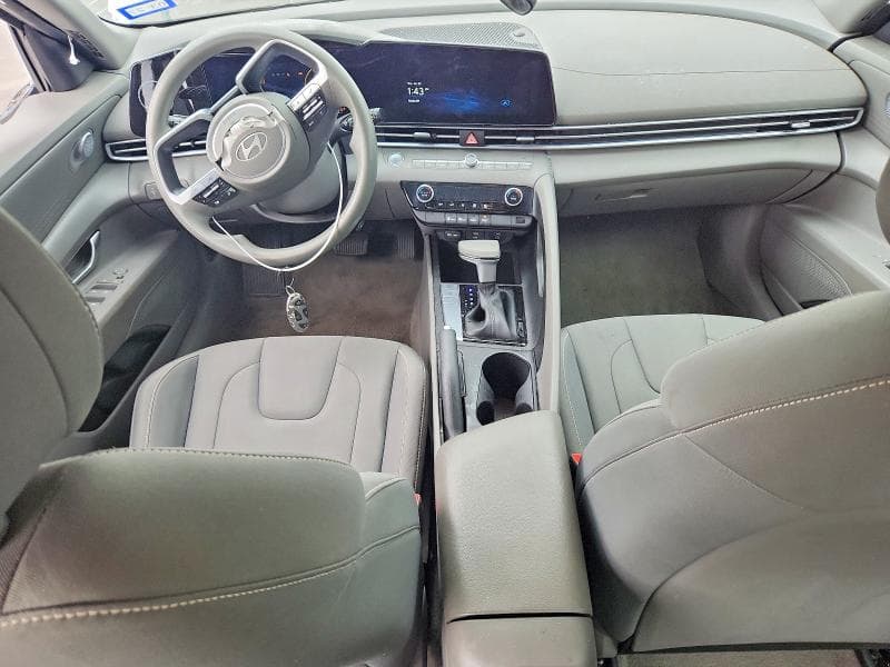 2024 HYUNDAI ELANTRA SEL 8