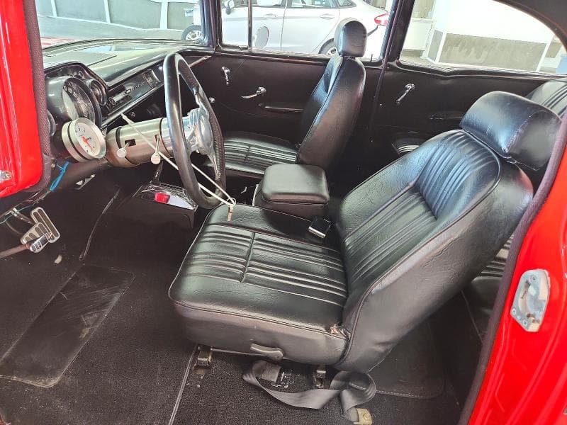 1957 CHEVROLET UK 7