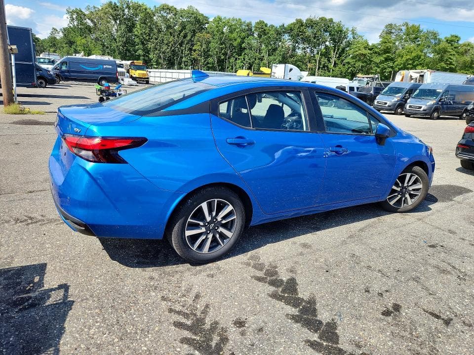 2024 NISSAN VERSA SV 3