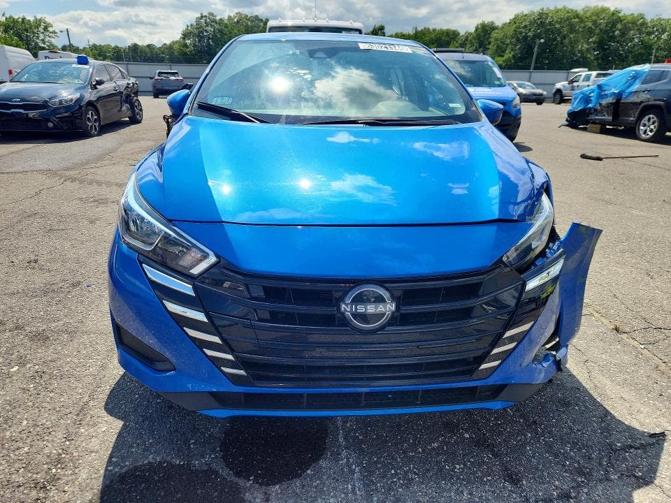 2024 NISSAN VERSA SV 5