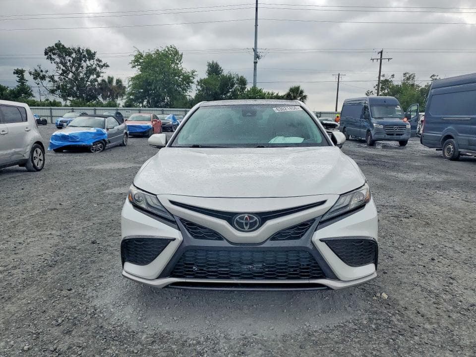 2023 TOYOTA CAMRY XSE 5