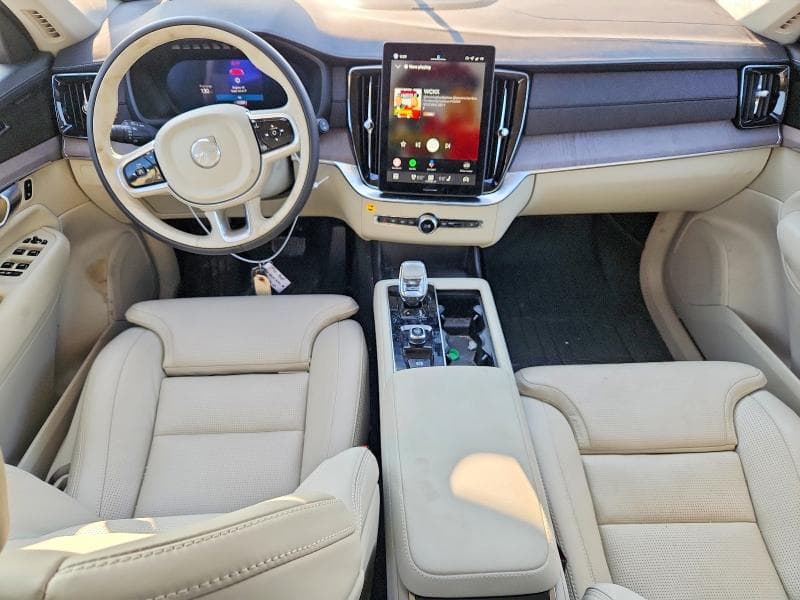 2026 VOLVO XC90 ULTRA 8