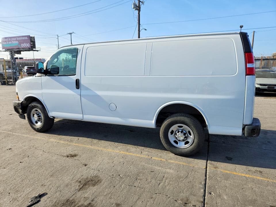 2022 CHEVROLET EXPRESS G3500 2