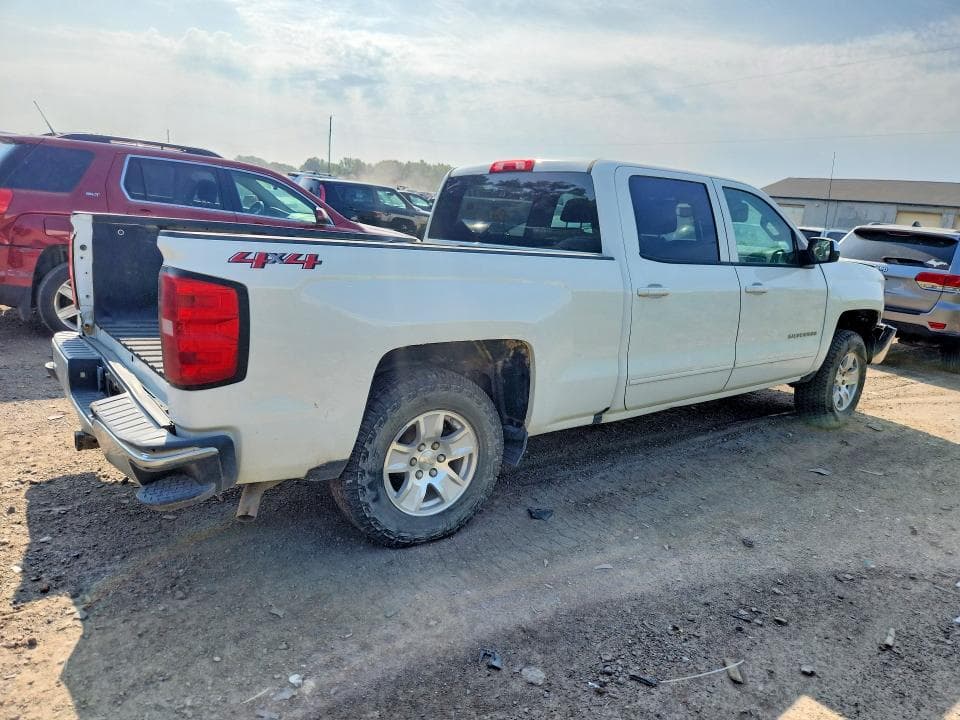2018 CHEVROLET SILVERADO K1500 LT 3