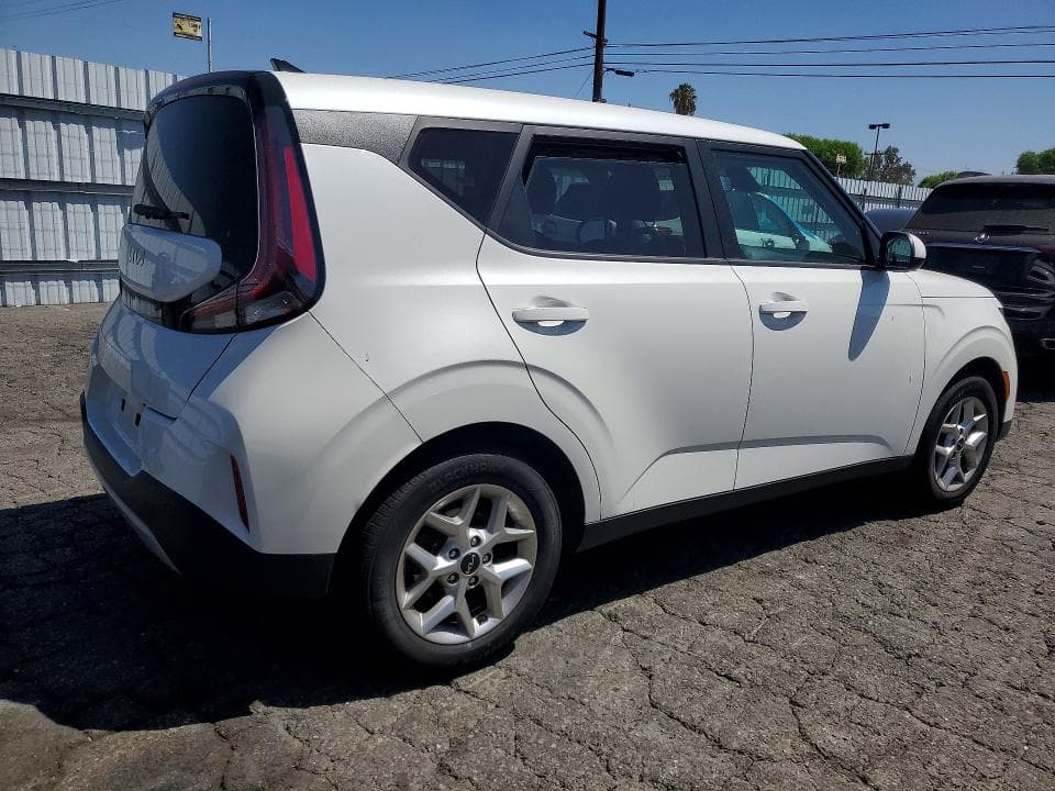 2023 KIA SOUL LX 3