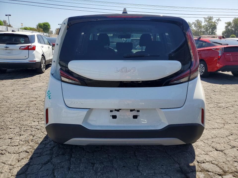 2023 KIA SOUL LX 6