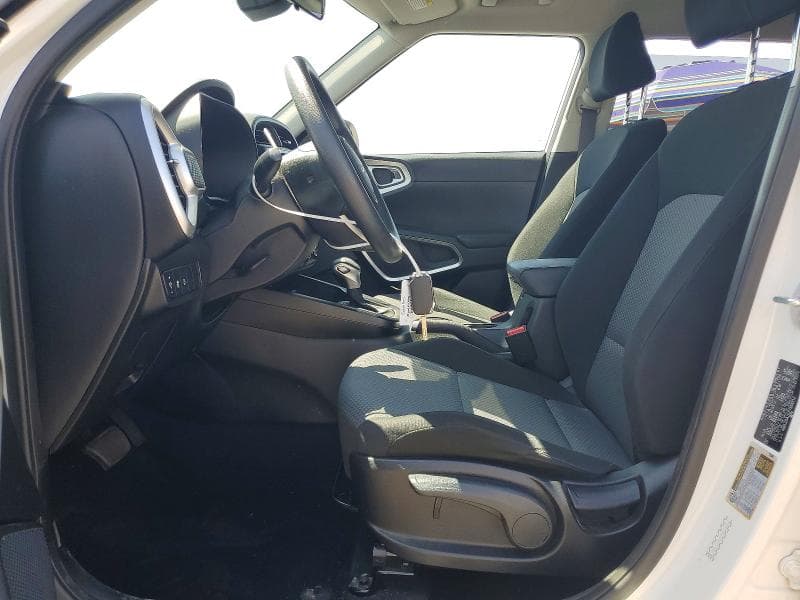 2023 KIA SOUL LX 7