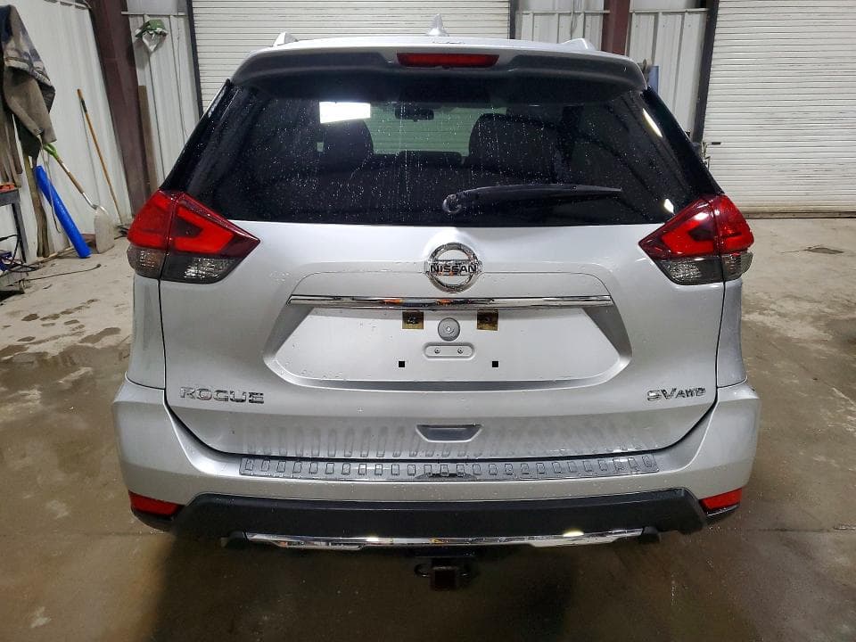 2017 NISSAN ROGUE SV 6