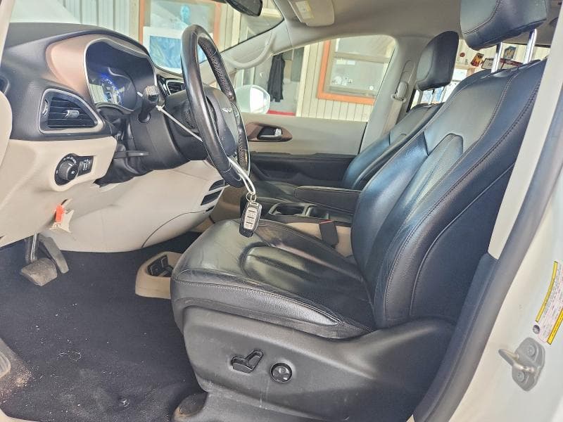 2019 CHRYSLER PACIFICA TOURING L 7