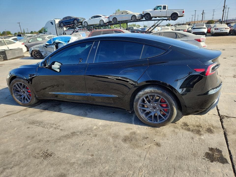2025 TESLA MODEL 3 2