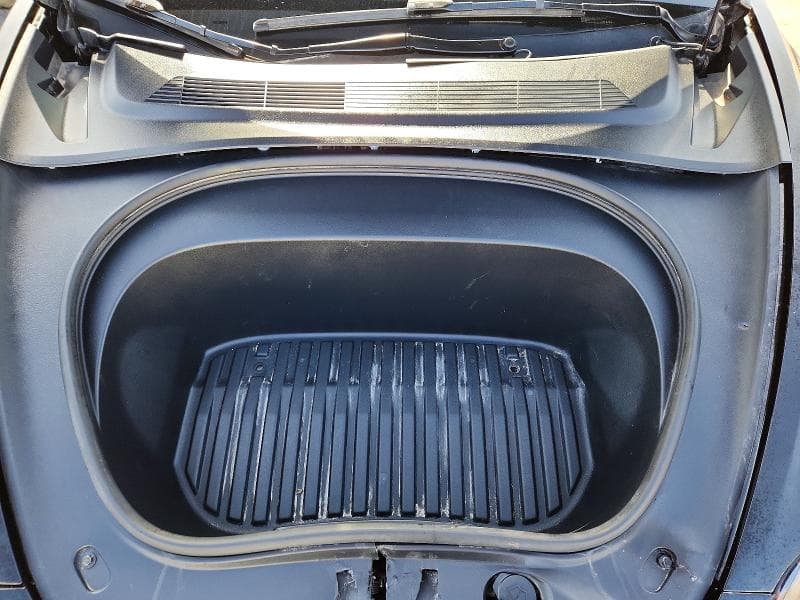 2025 TESLA MODEL 3 11
