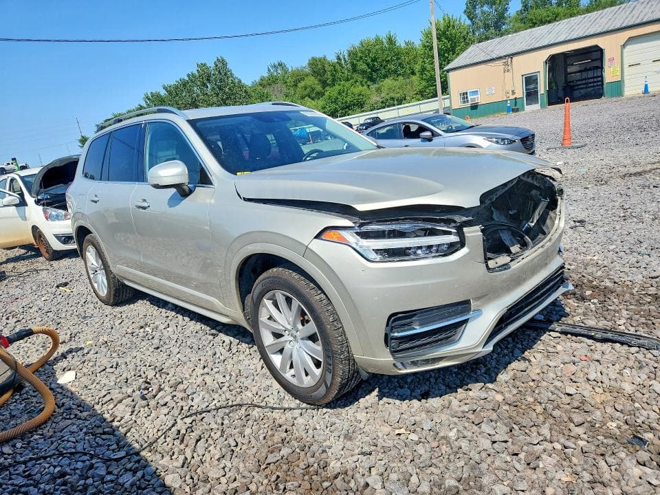 2018 VOLVO XC90 T6 4