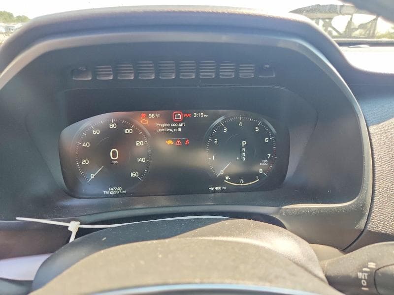 2018 VOLVO XC90 T6 9